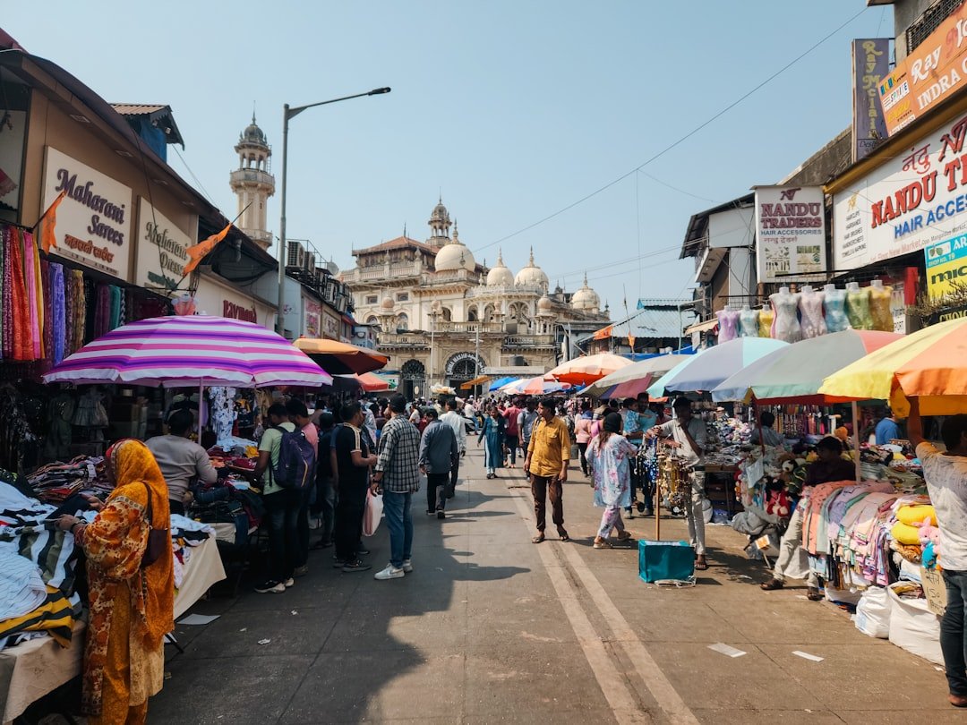 Zaveri Bazaar street scene representing local shopping and services in Mumbai