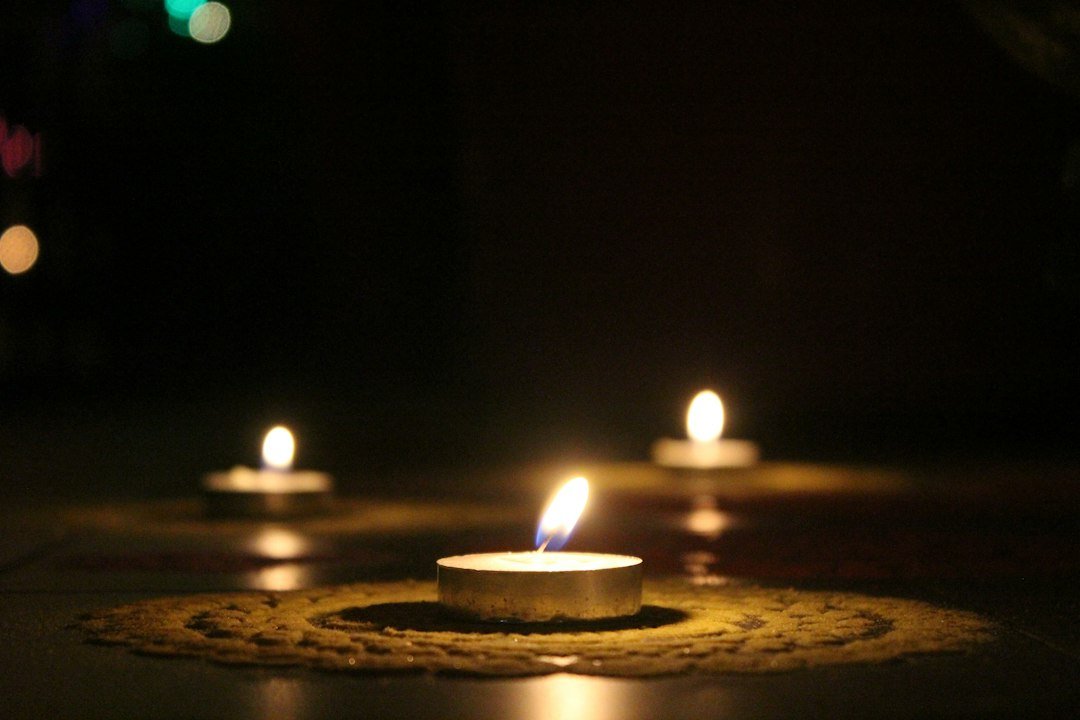 Diwali wishes 2026 festive lights greeting image
